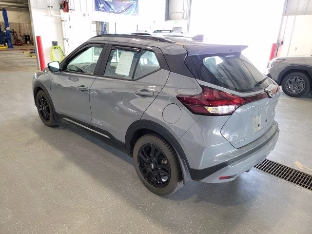 2024 Boulder Gray Pearl Nissan Kicks SR FWD SUV