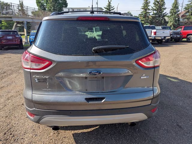 2014 Gray Ford Escape SE 4X4 SUV