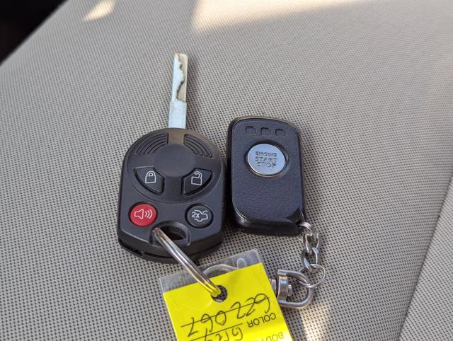 2014 Gray Ford Escape SE 4X4 SUV