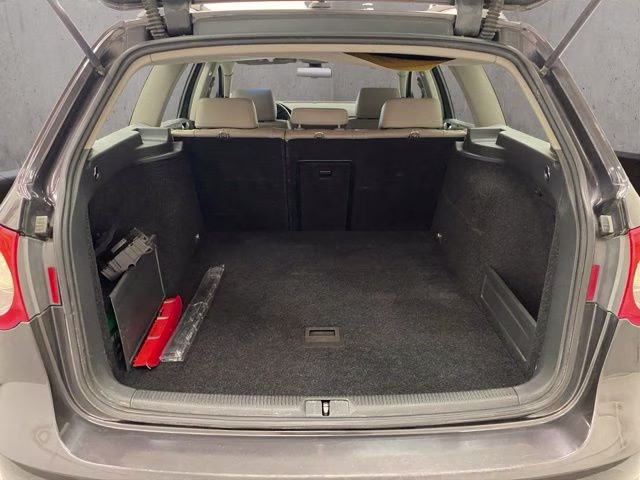 2007 United Gray Volkswagen Passat 3.6 AWD Crossover