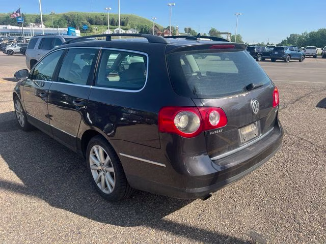 2007 United Gray Volkswagen Passat 3.6 AWD Crossover