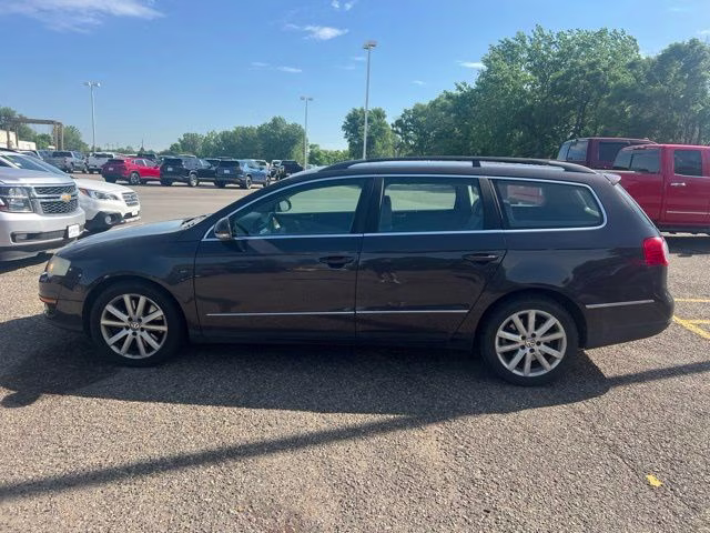 2007 United Gray Volkswagen Passat 3.6 AWD Crossover