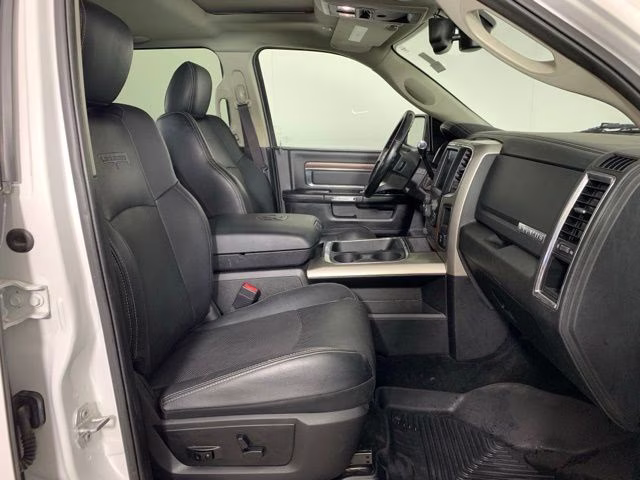 2017 Bright White Clearcoat Ram 2500 Laramie 4X4 Truck