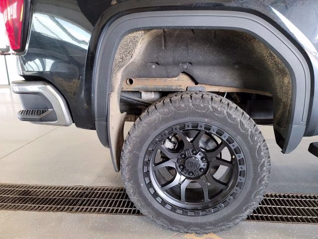 2020 Onyx Black GMC Sierra 1500 SLT 4X4 Truck