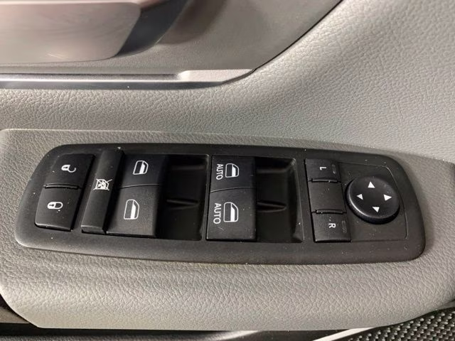 2019 Delmonico Red Pearlcoat Ram 1500 Big Horn 4X4 Truck