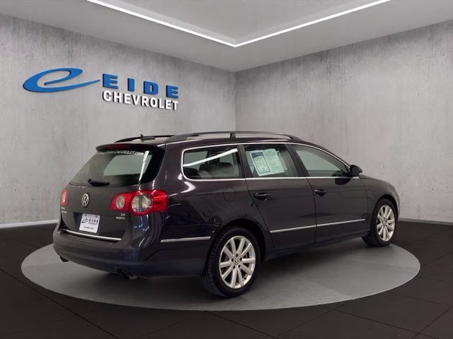 2007 United Gray Volkswagen Passat 3.6 AWD Crossover