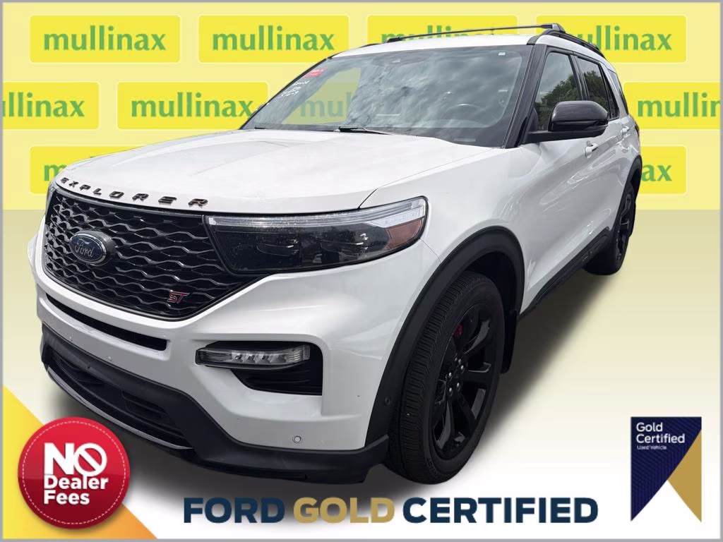 2022 Star White Metallic Tri-Coat Ford Explorer ST 4X4 SUV