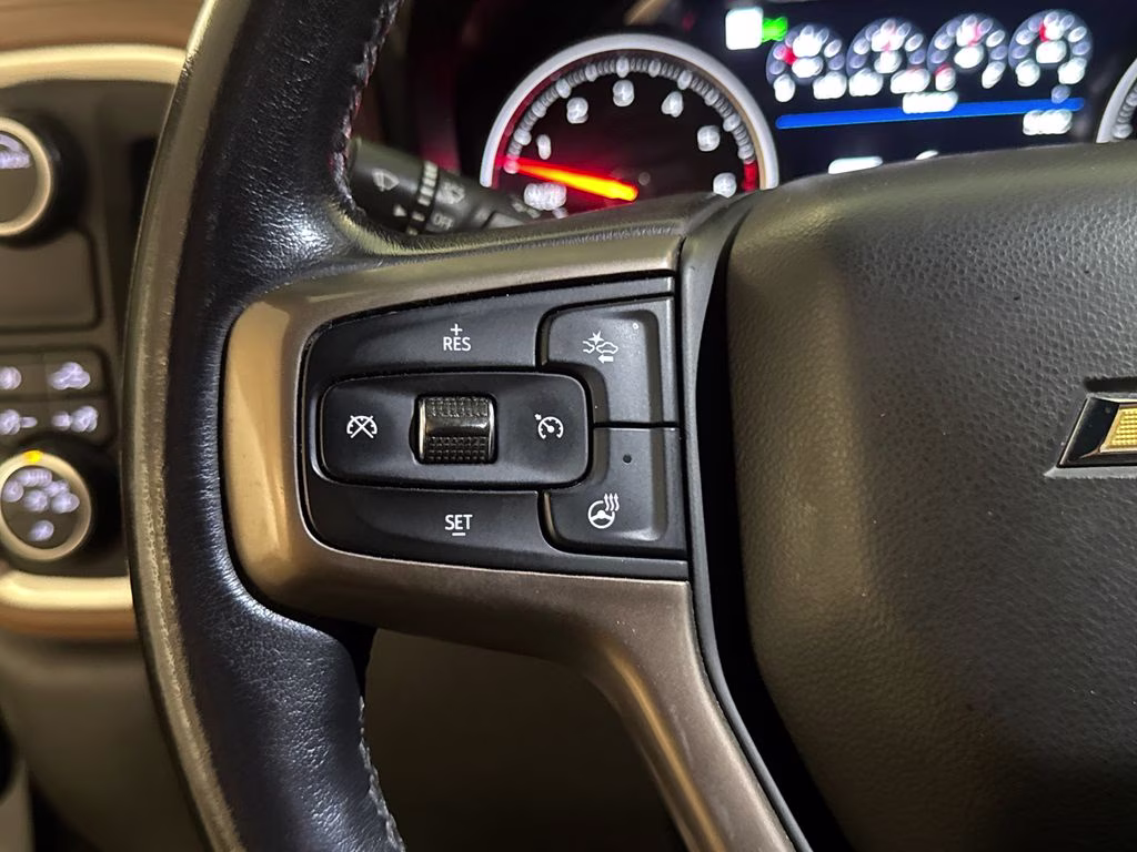 2021 Iridescent Pearl Tricoat Chevrolet Silverado 1500 High Country RWD Truck