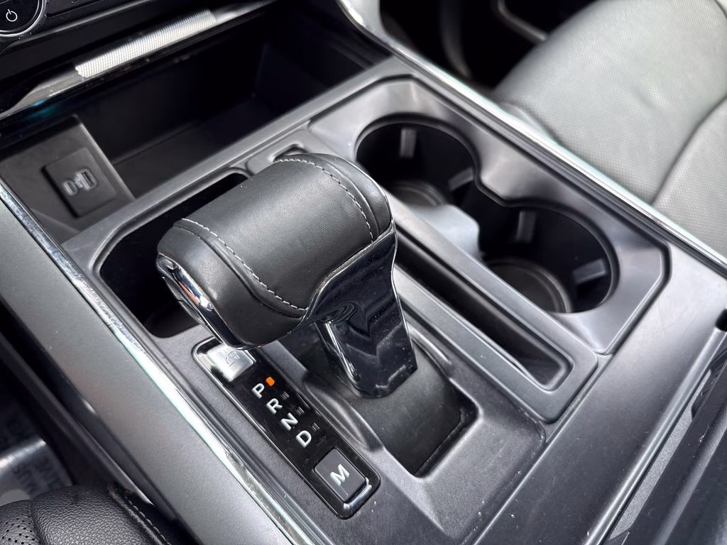 2021 Agate Black Metallic Ford F-150 Lariat RWD Truck