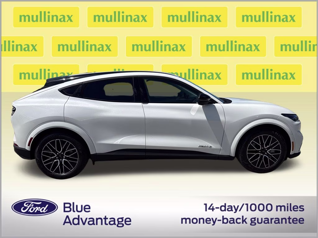 2025 Star White Metallic Tri-Coat Ford Mustang Mach-E Premium RWD SUV