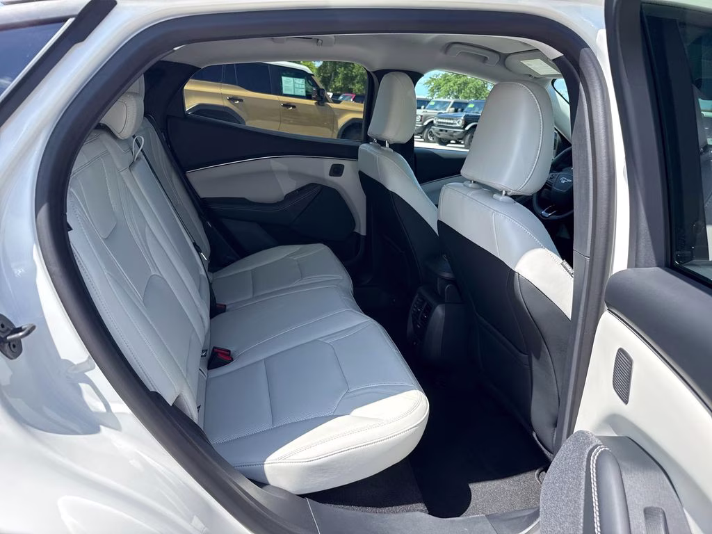 2025 Star White Metallic Tri-Coat Ford Mustang Mach-E Premium RWD SUV