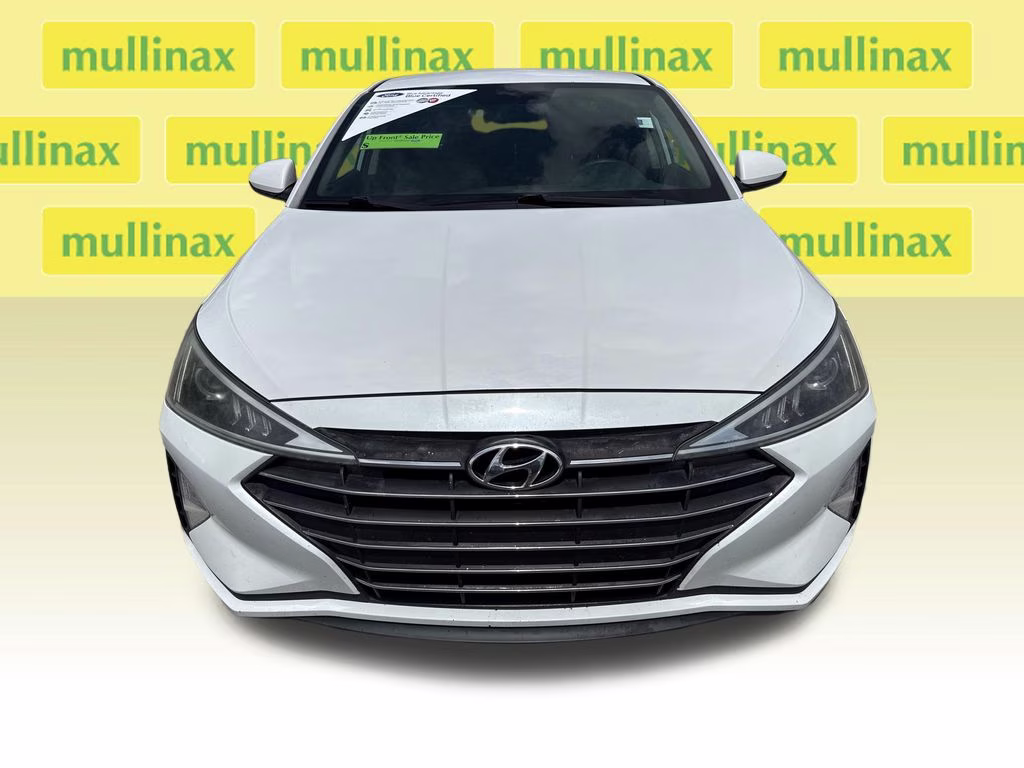 2019 Quartz White Pearl Hyundai Elantra SE FWD Sedan