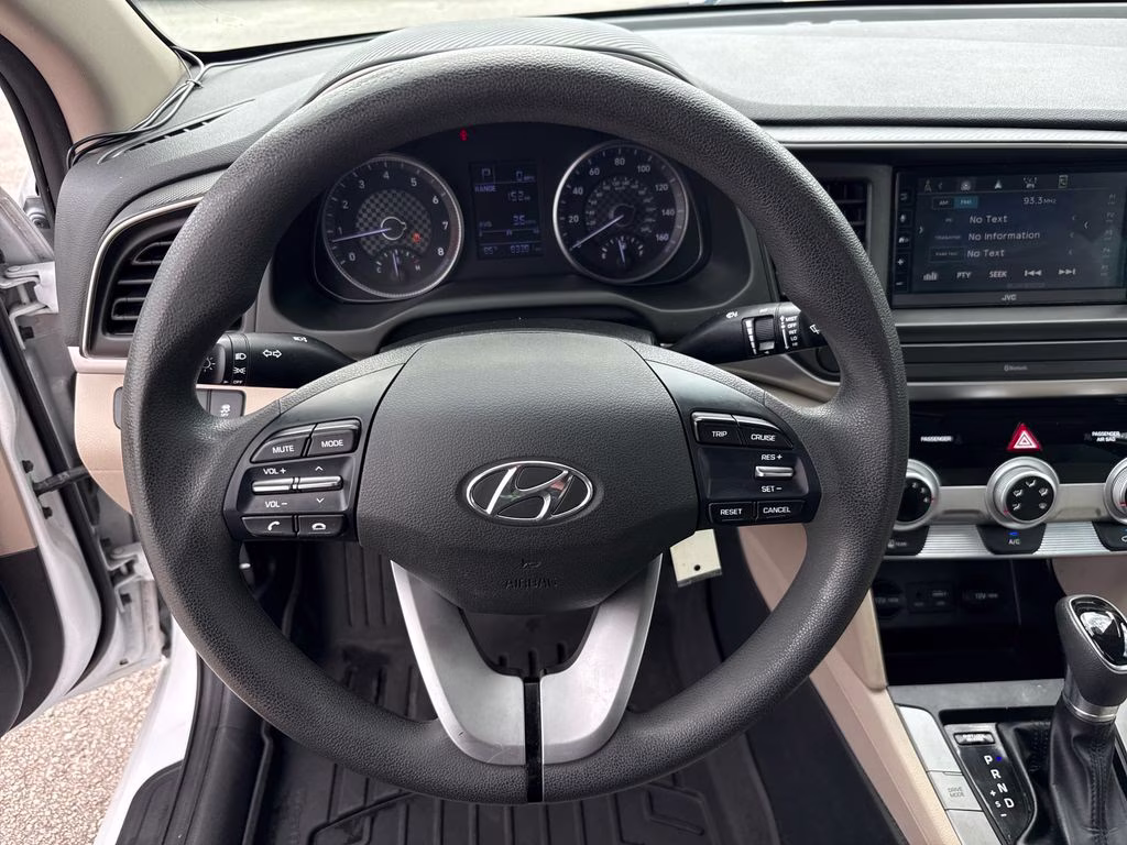 2019 Quartz White Pearl Hyundai Elantra SE FWD Sedan