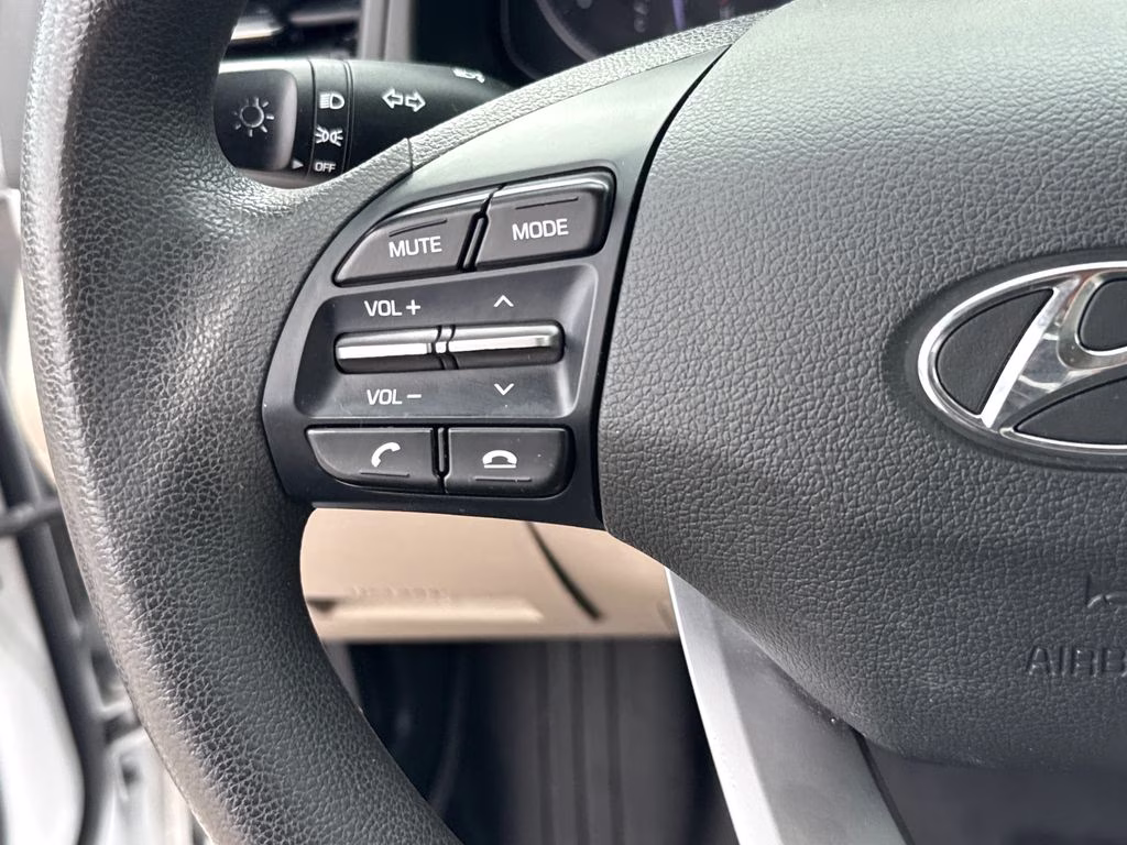 2019 Quartz White Pearl Hyundai Elantra SE FWD Sedan