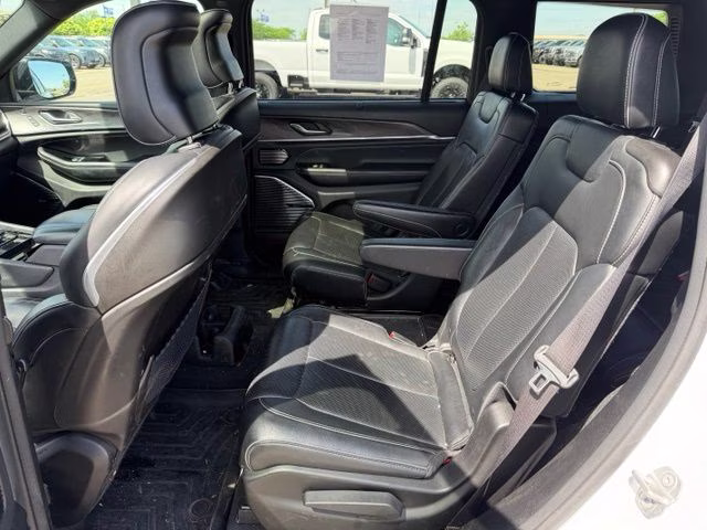 2023 Bright White Clearcoat Jeep Grand Cherokee L Overland 4X4 SUV