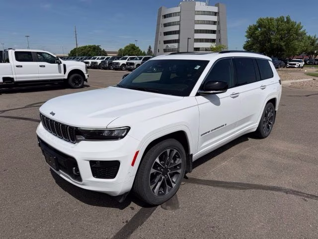 2023 Bright White Clearcoat Jeep Grand Cherokee L Overland 4X4 SUV