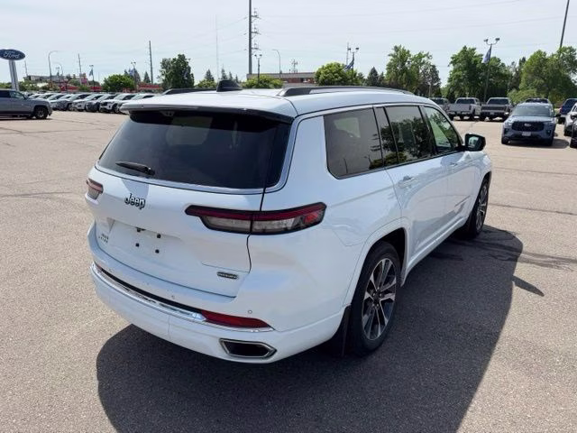 2023 Bright White Clearcoat Jeep Grand Cherokee L Overland 4X4 SUV