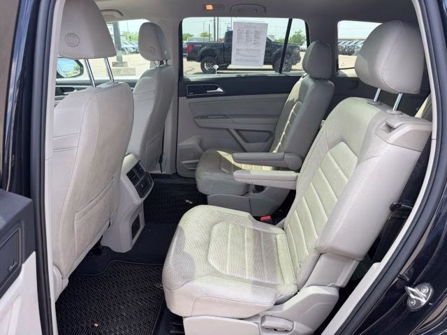 2019 Deep Black Pearl Volkswagen Atlas SEL Premium AWD SUV