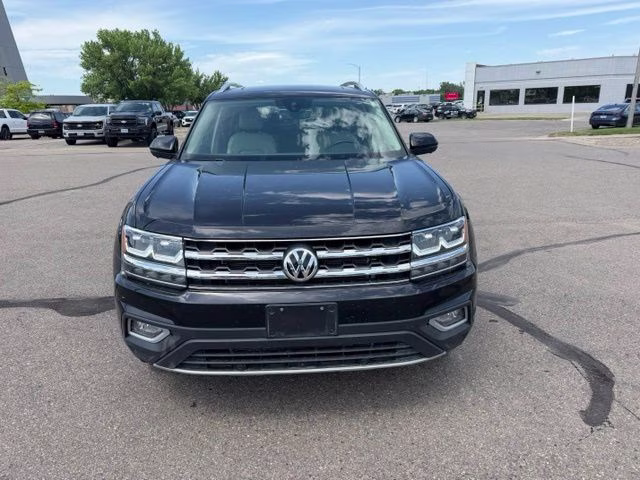 2019 Deep Black Pearl Volkswagen Atlas SEL Premium AWD SUV