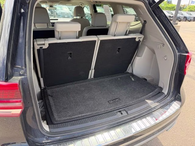 2019 Deep Black Pearl Volkswagen Atlas SEL Premium AWD SUV