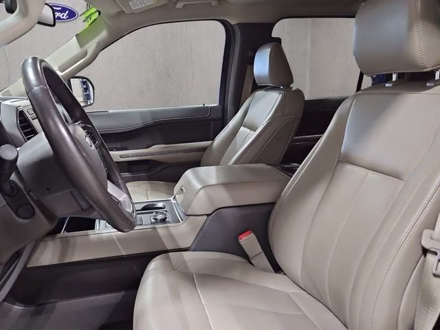 2021 Magnetic Metallic Ford Expedition Max XLT 4X4 SUV