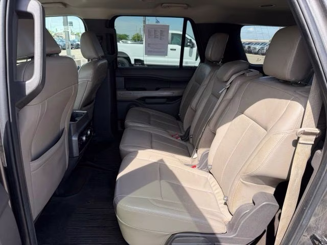 2021 Magnetic Metallic Ford Expedition Max XLT 4X4 SUV
