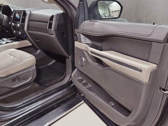 2021 Magnetic Metallic Ford Expedition Max XLT 4X4 SUV