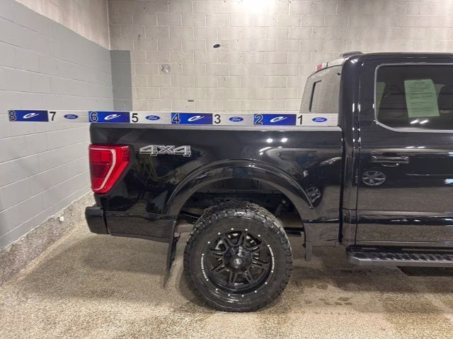 2023 Agate Black Metallic Ford F-150 XLT 4X4 Truck