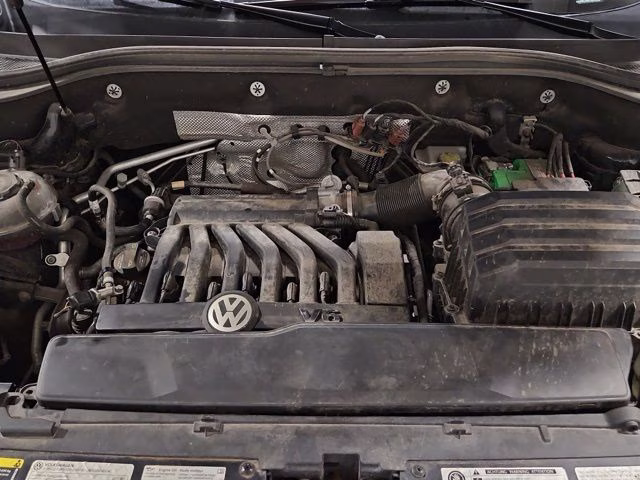 2019 Deep Black Pearl Volkswagen Atlas SEL Premium AWD SUV