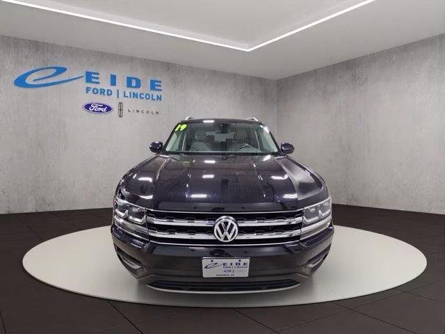 2019 Deep Black Pearl Volkswagen Atlas SEL Premium AWD SUV