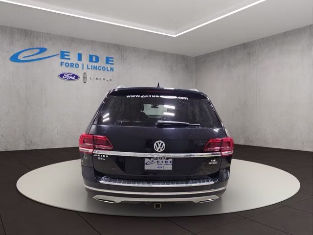 2019 Deep Black Pearl Volkswagen Atlas SEL Premium AWD SUV