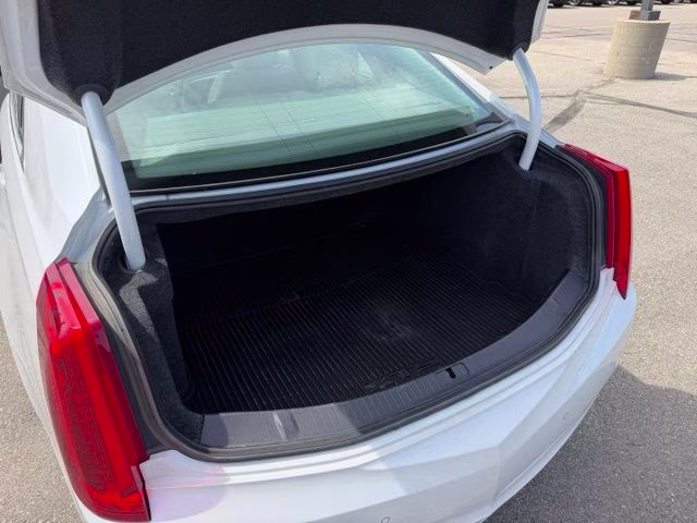 2017 Crystal White Tricoat Cadillac XTS Platinum AWD Sedan
