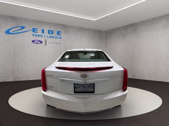 2017 Crystal White Tricoat Cadillac XTS Platinum AWD Sedan