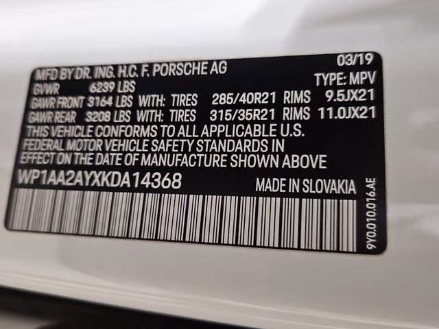 2019 White Porsche Cayenne Base AWD SUV
