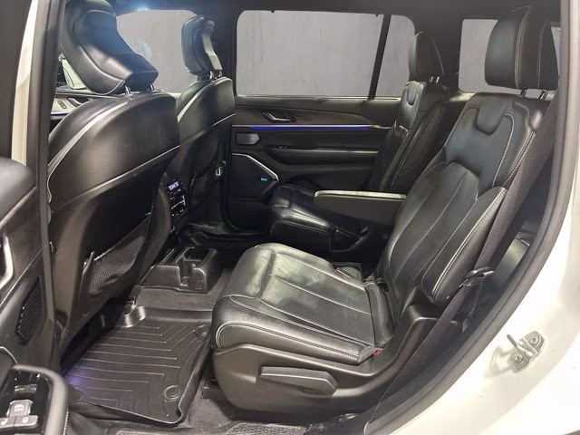 2023 Bright White Clearcoat Jeep Grand Cherokee L Overland 4X4 SUV