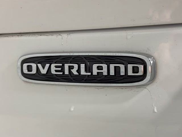 2023 Bright White Clearcoat Jeep Grand Cherokee L Overland 4X4 SUV