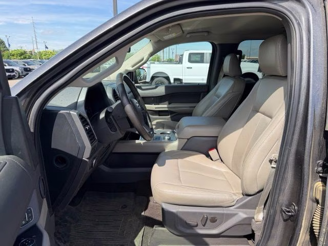 2021 Magnetic Metallic Ford Expedition Max XLT 4X4 SUV