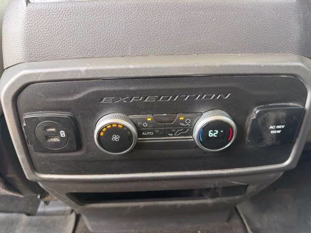 2021 Magnetic Metallic Ford Expedition Max XLT 4X4 SUV