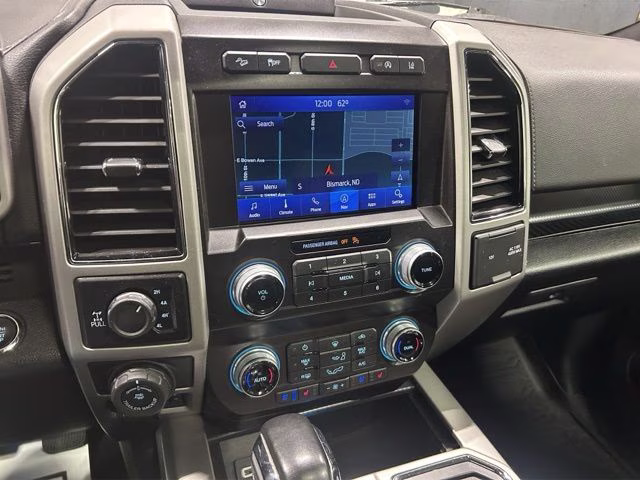 2020 Agate Black Metallic Ford F-150 Lariat 4X4 Truck