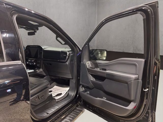 2023 Agate Black Metallic Ford F-150 XLT 4X4 Truck