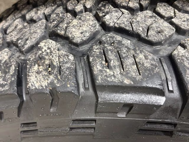 2023 Agate Black Metallic Ford F-150 XLT 4X4 Truck