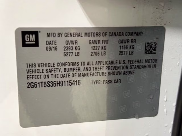 2017 Crystal White Tricoat Cadillac XTS Platinum AWD Sedan