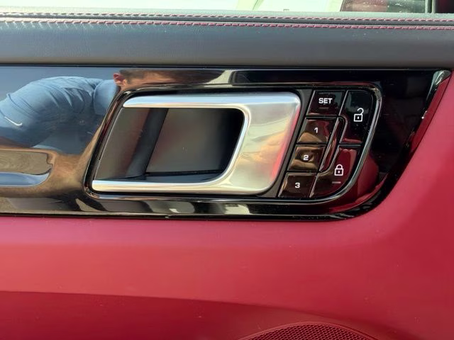 2019 White Porsche Cayenne Base AWD SUV