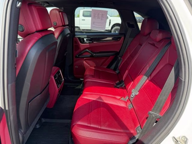 2019 White Porsche Cayenne Base AWD SUV