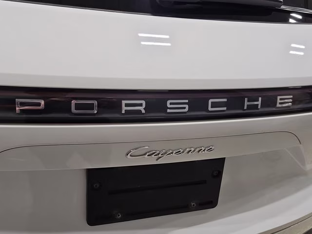 2019 White Porsche Cayenne Base AWD SUV