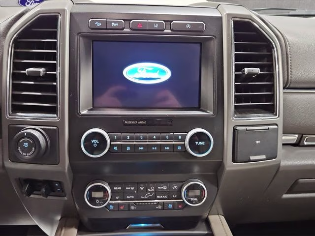 2021 Magnetic Metallic Ford Expedition Max XLT 4X4 SUV
