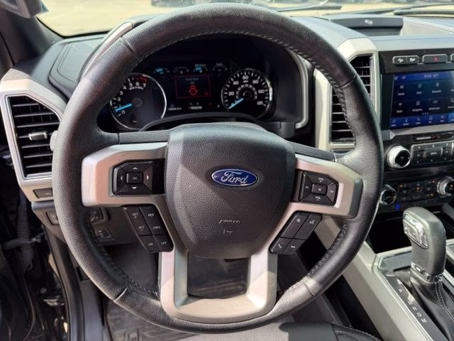 2020 Agate Black Metallic Ford F-150 Lariat 4X4 Truck