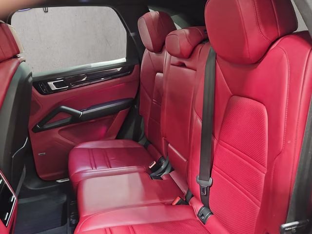 2019 White Porsche Cayenne Base AWD SUV
