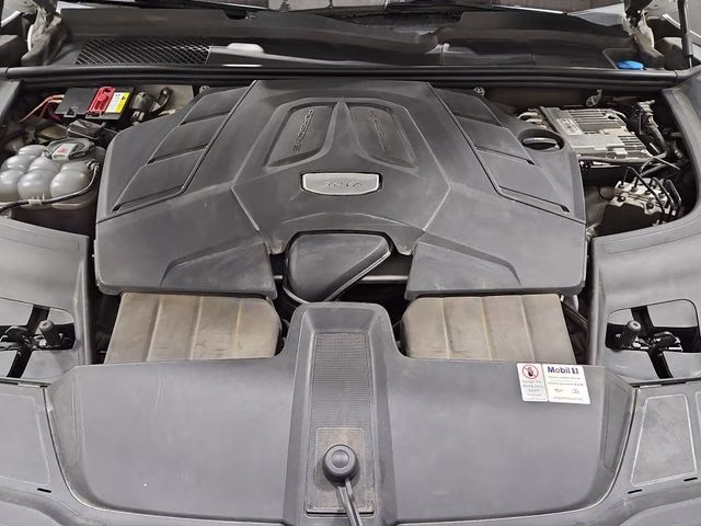 2019 White Porsche Cayenne Base AWD SUV