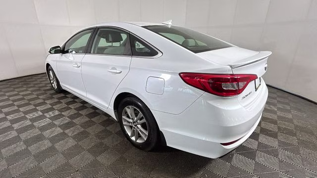2016 Quartz White Pearl Hyundai Sonata Base FWD Sedan